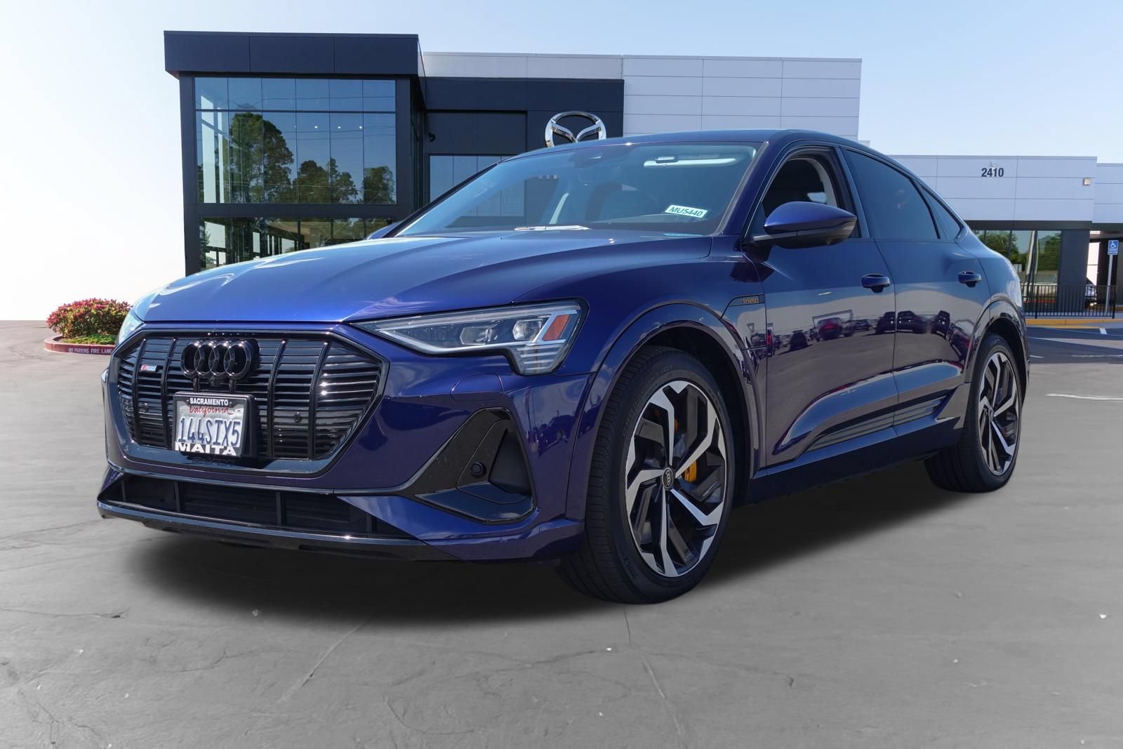 Used 2022 Audi e-tron Premium Plus w/ Premium Plus Package AWD/4WD image 7