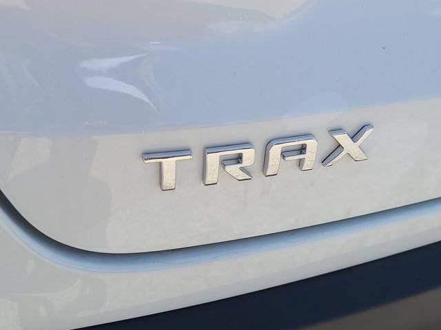 New 2026 Chevrolet Trax LT w/ LT Convenience Package FWD image 10