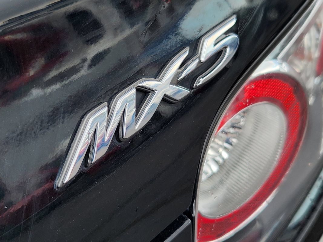 Used 2008 MAZDA MX-5 Miata Grand Touring w/ Premium Pkg RWD image 15