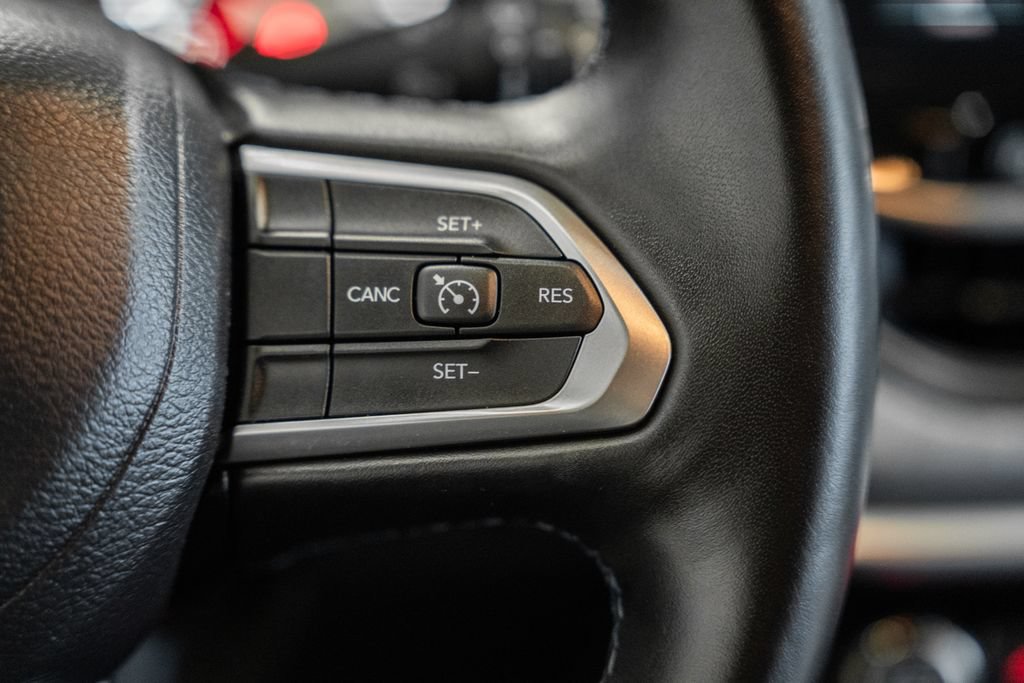 Certified 2022 Jeep Compass Latitude w/ Convenience Group AWD/4WD image 22