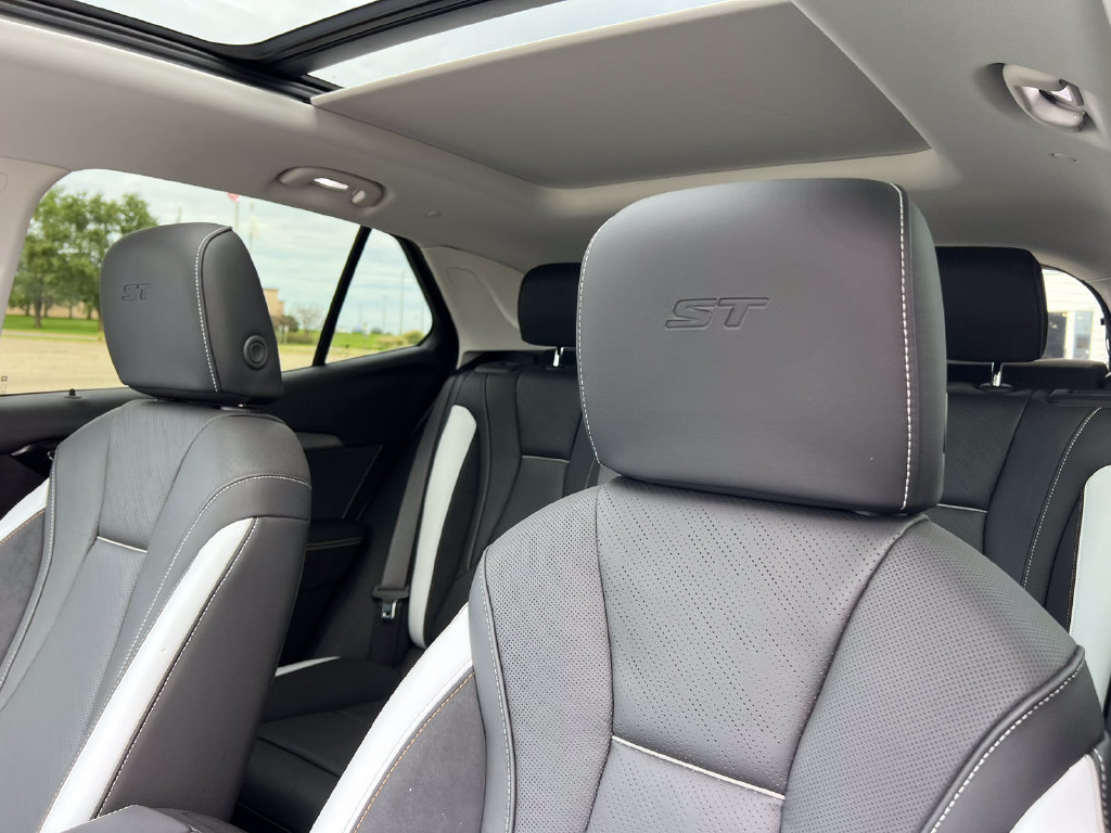 New 2026 Buick Envision Sport Touring AWD/4WD image 14