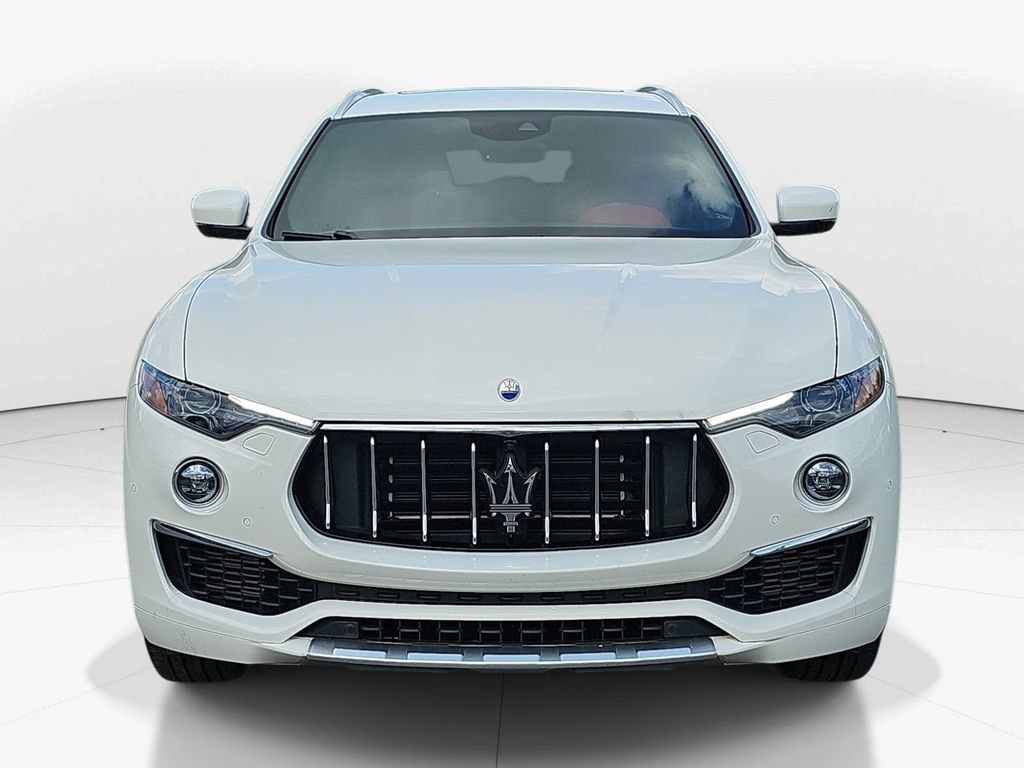 Used 2019 Maserati Levante GranLusso AWD/4WD image 12