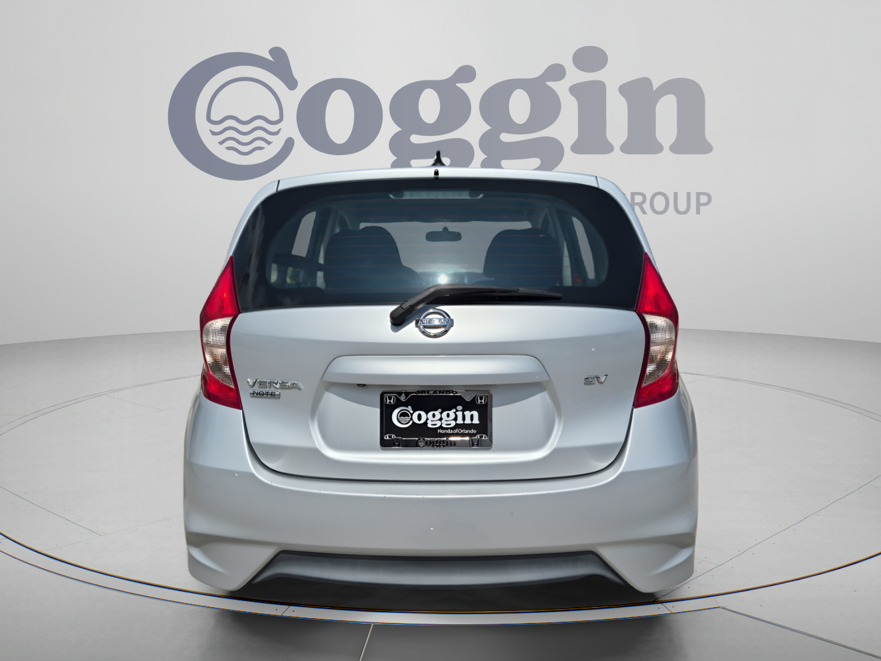 Used 2017 Nissan Versa Note SV FWD image 5