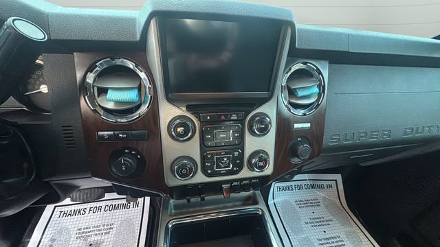 Used 2014 Ford F250 Lariat w/ Lariat Interior Package AWD/4WD image 15