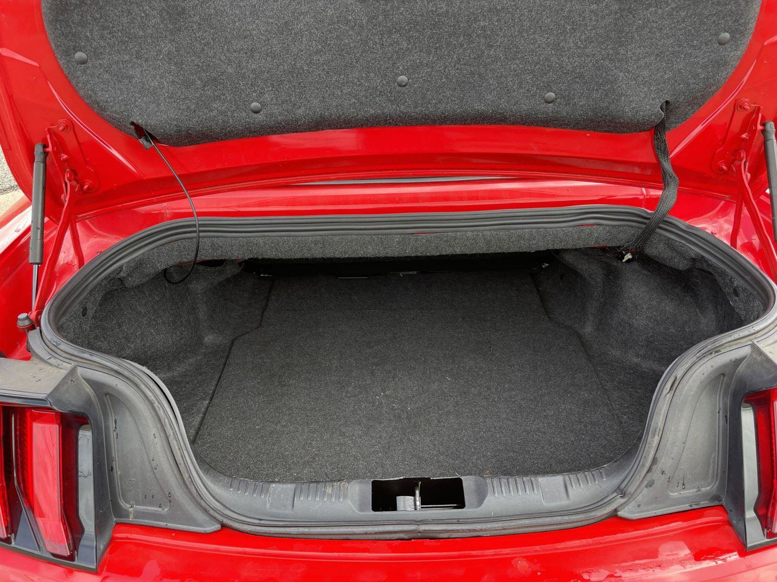 Used 2022 Ford Mustang GT Premium image 34