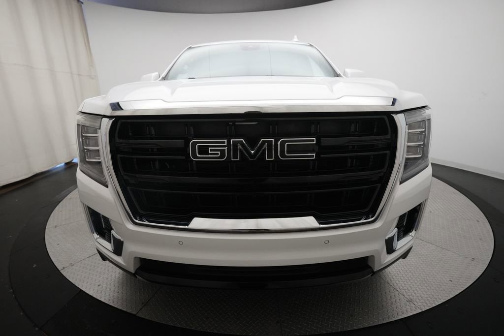 Used 2024 GMC Yukon SLE w/ Gmc Pro Safety Plus Package AWD/4WD image 11