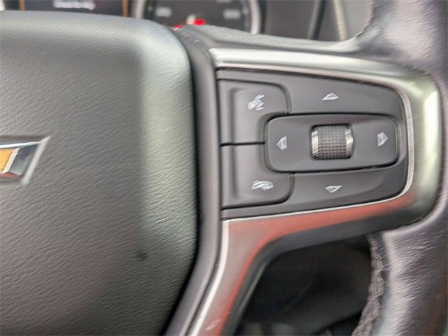 Used 2021 Chevrolet Suburban Premier w/ Premium Package image 17