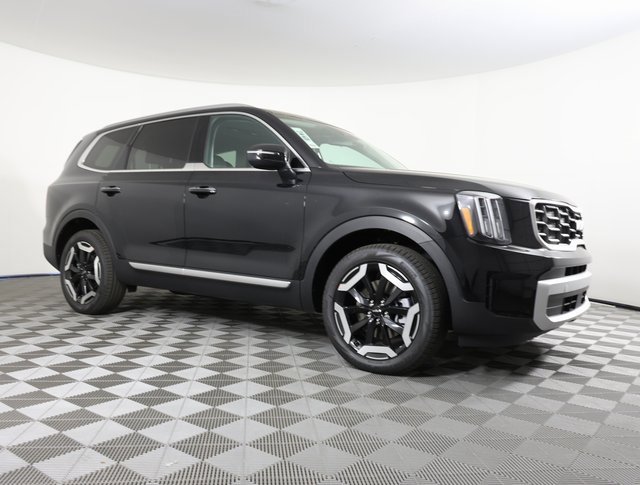 New 2025 Kia Telluride S image 3