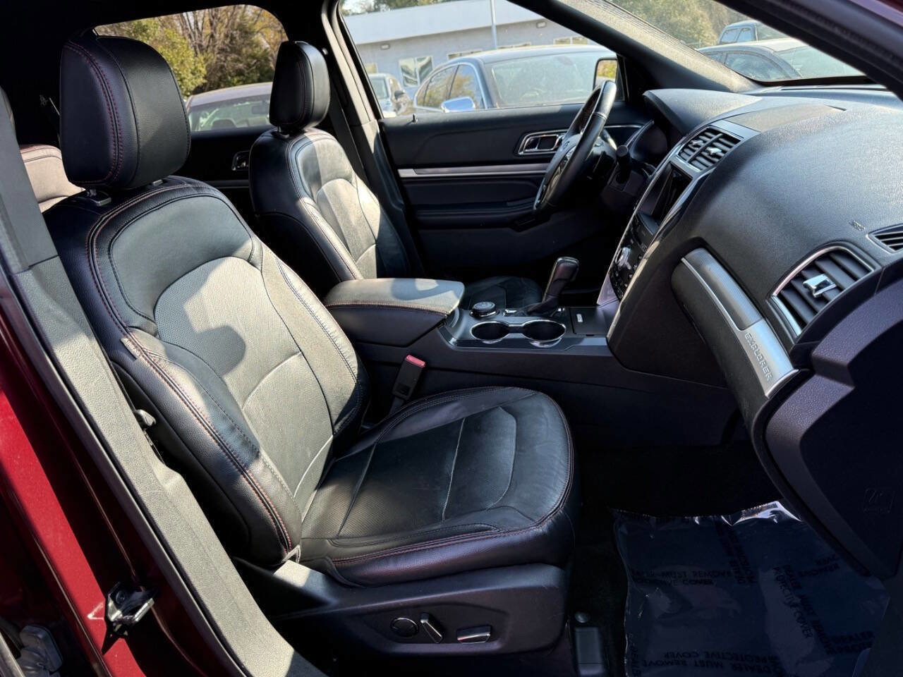 Used 2018 Ford Explorer Sport w/ Equipment Group 401A image 13