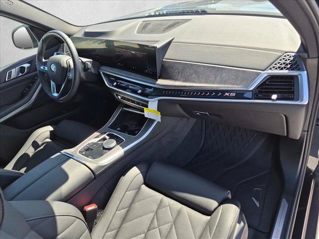 Used 2026 BMW X5 xDrive40i AWD/4WD image 23