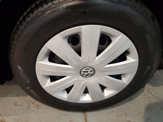 Used 2015 Volkswagen Jetta S image 28