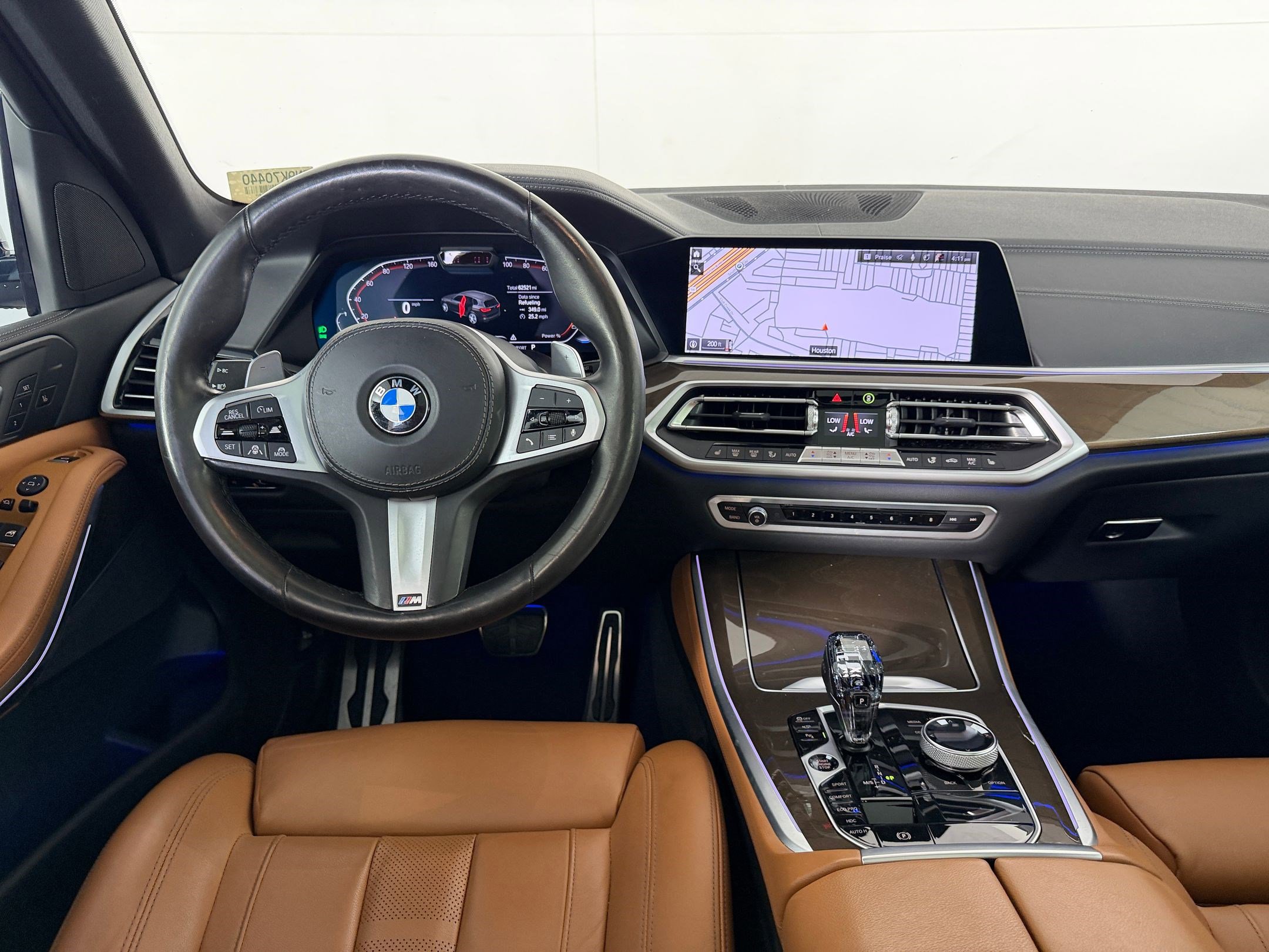 Used 2022 BMW X5 xDrive40i w/ M Sport Package AWD/4WD image 32
