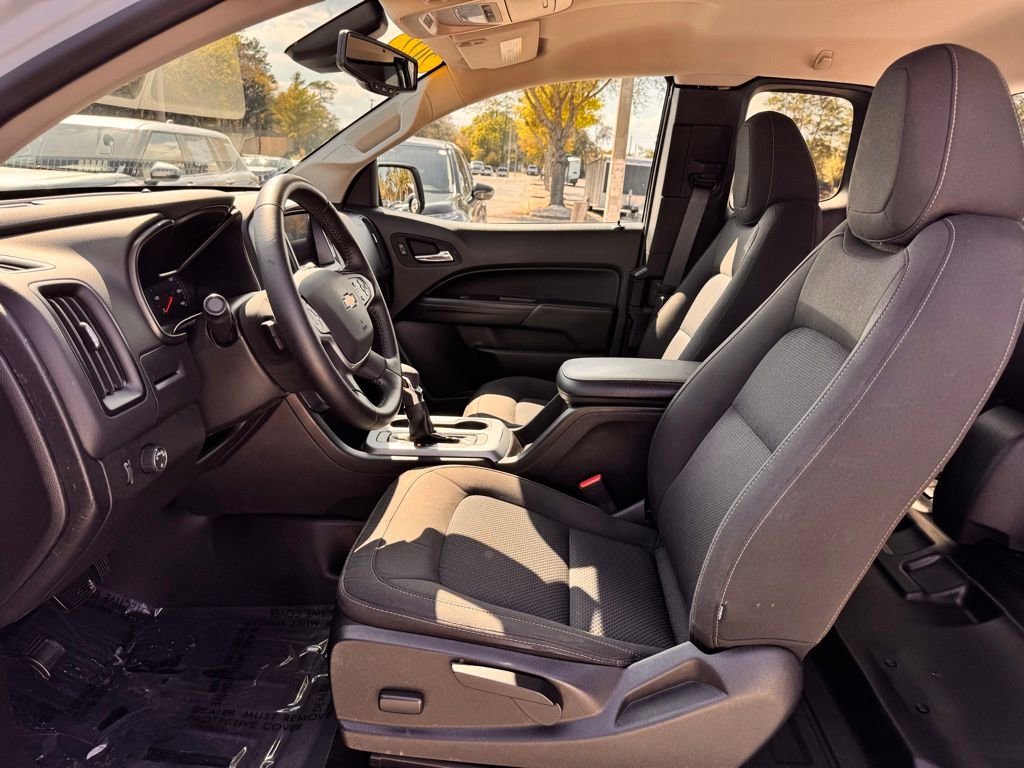 Used 2022 Chevrolet Colorado LT w/ Fleet Safety Package image 14