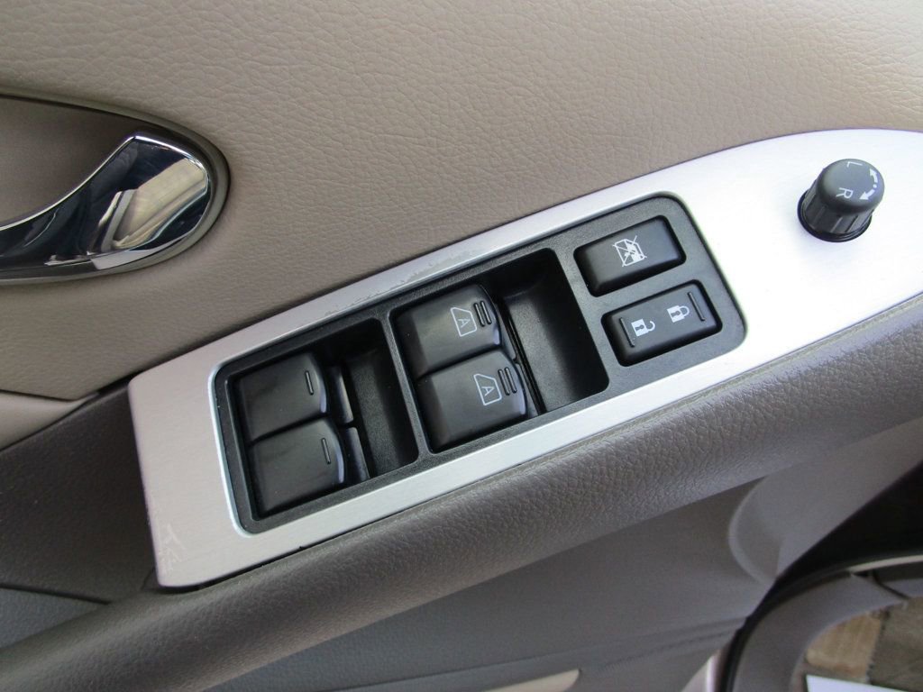 Used 2014 Nissan Murano SL AWD/4WD image 28