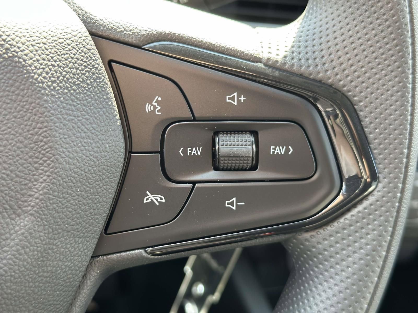 New 2026 Chevrolet Trax LS w/ Driver Confidence Package image 15