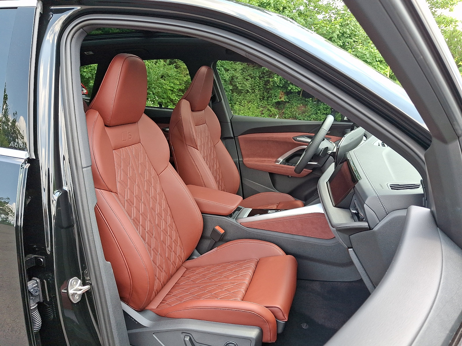 Used 2026 Audi SQ5 Premium Plus AWD/4WD image 3
