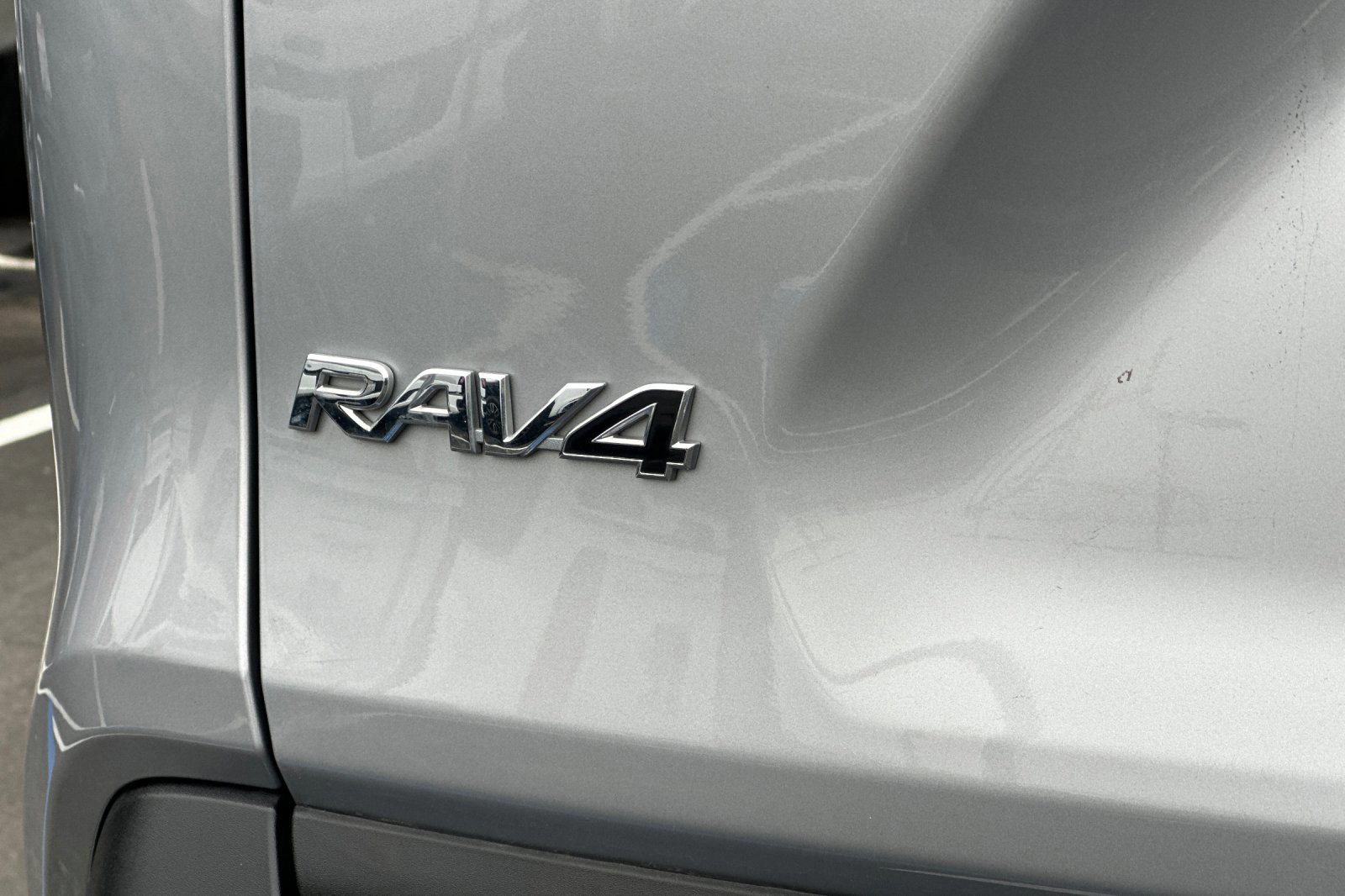 Used 2024 Toyota RAV4 LE image 26