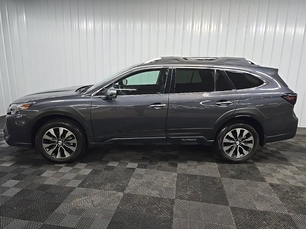 Used 2024 Subaru Outback Touring image 5