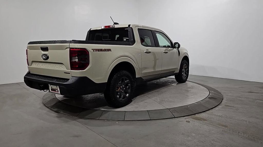 Used 2025 Ford Maverick Tremor image 5