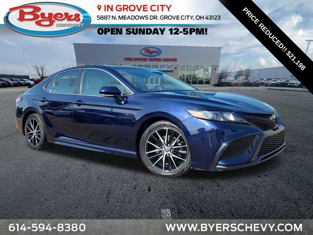 Used 2021 Toyota Camry SE w/ Cold Weather Package