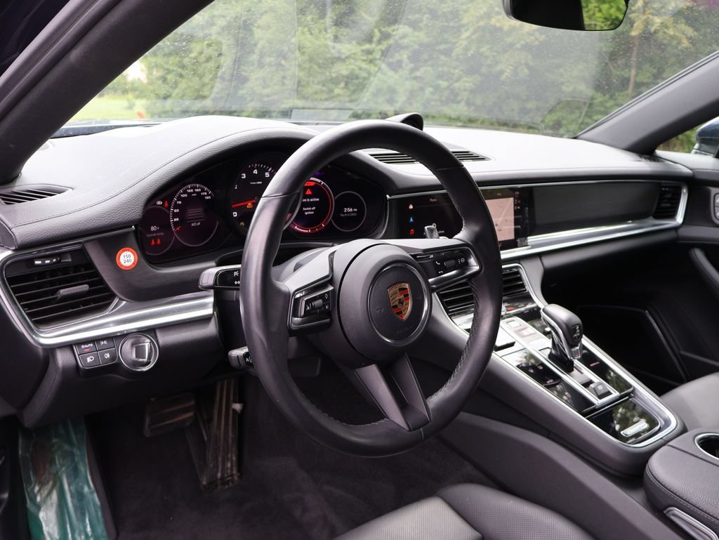 Certified 2023 Porsche Panamera 4 Platinum Edition AWD/4WD image 4