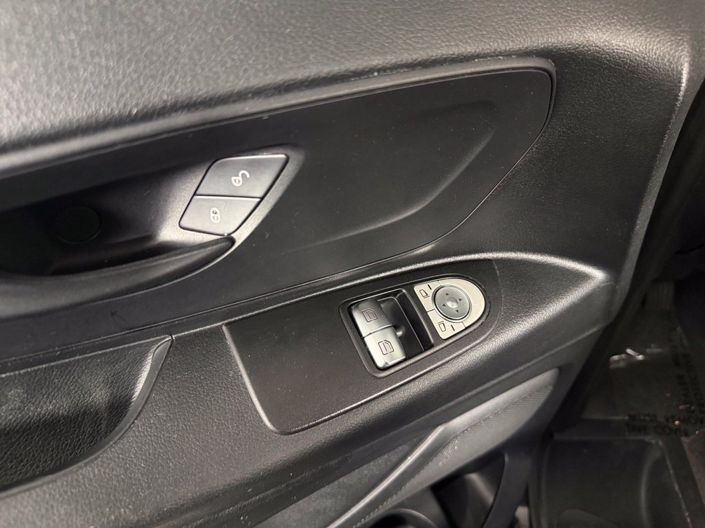 Used 2018 Mercedes-Benz Metris Passenger image 23