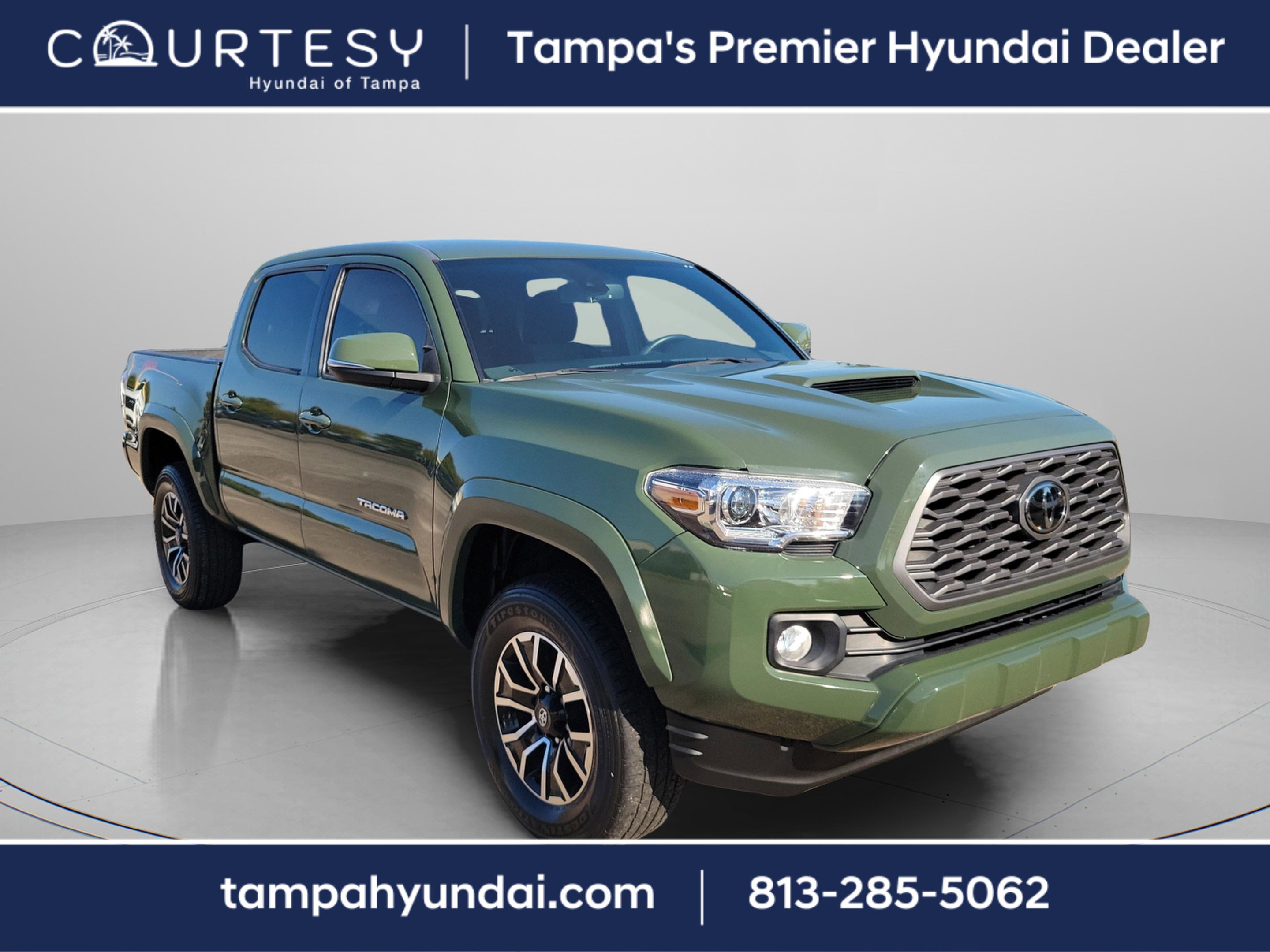 Used 2022 Toyota Tacoma TRD Sport image 4