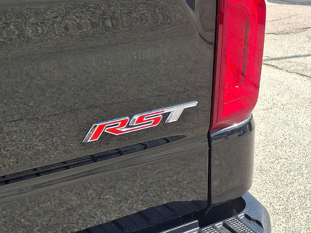 Certified 2022 Chevrolet Silverado 1500 RST w/ Safety Package AWD/4WD image 33