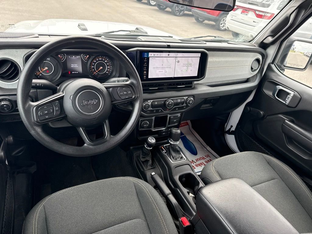 Used 2024 Jeep Gladiator Sport AWD/4WD image 12