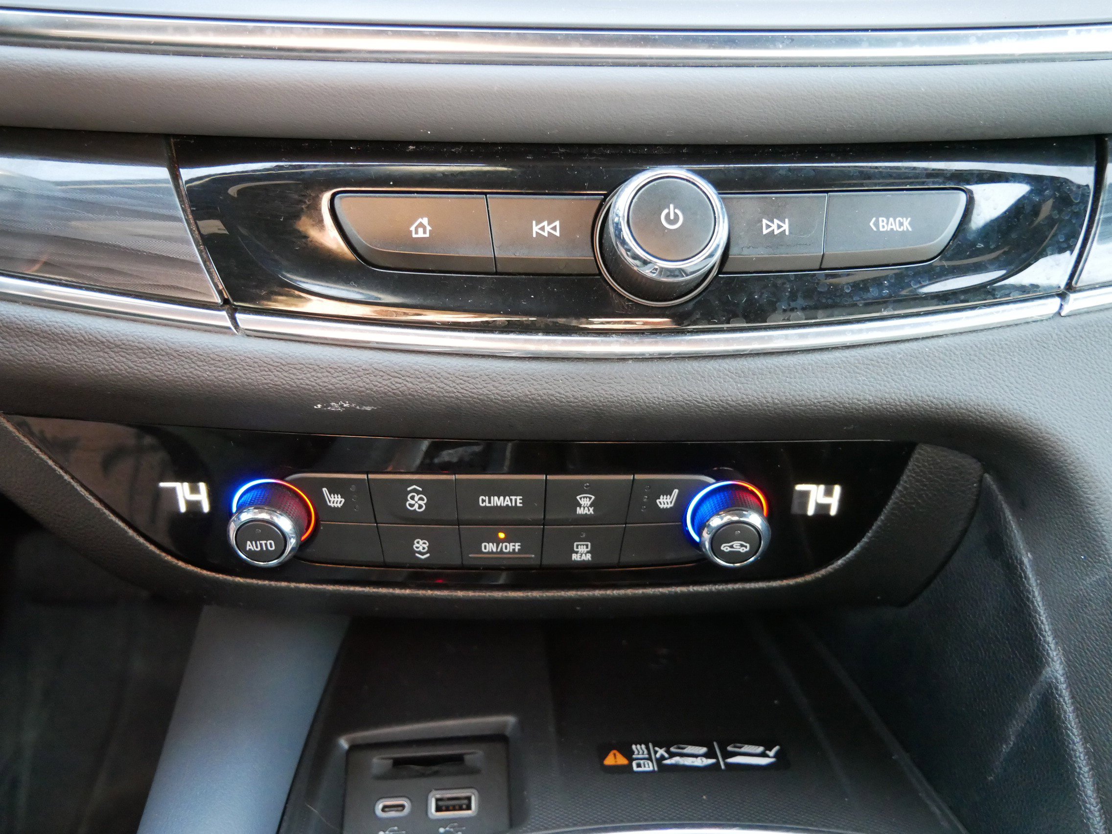 Used 2024 Buick Enclave Essence w/ Trailering Package, 5000 lbs. AWD/4WD image 20