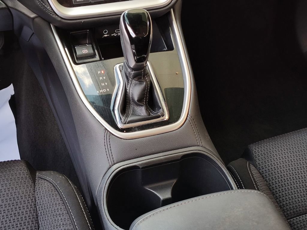 Used 2023 Subaru Outback Premium image 28