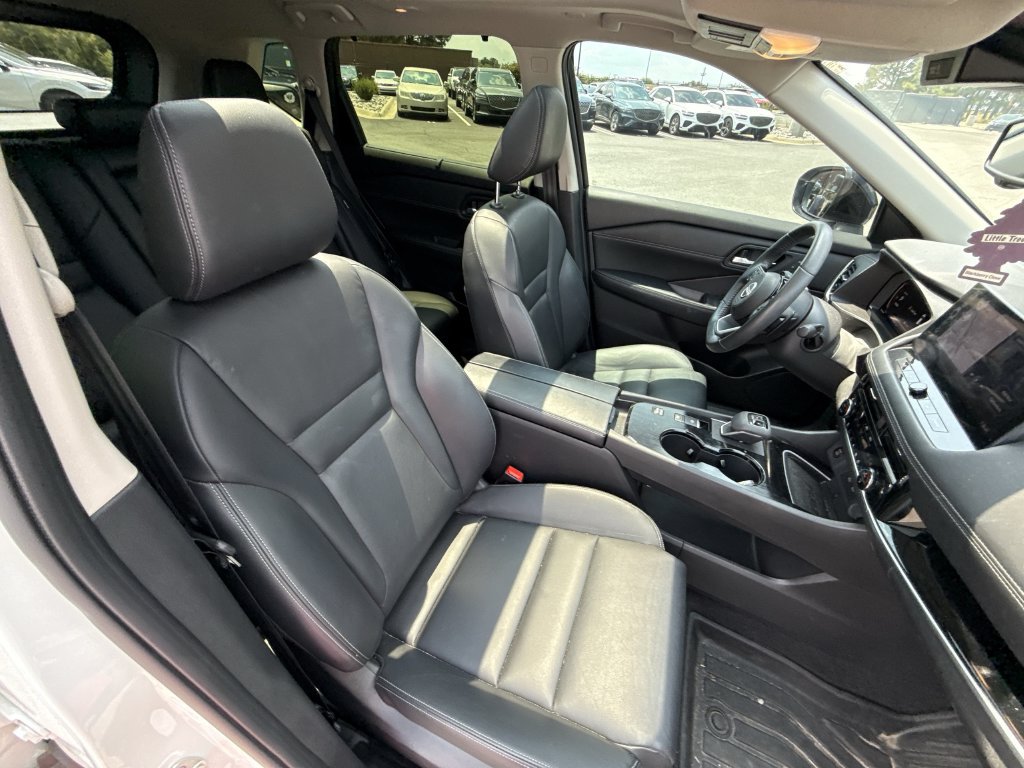Used 2024 Nissan Rogue SL w/ SL Premium Package FWD image 36