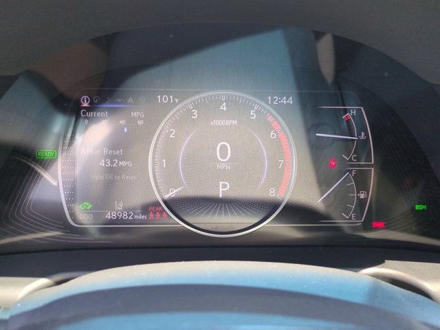 Certified 2022 Lexus ES 300h w/ Accessory Package 2 FWD image 27