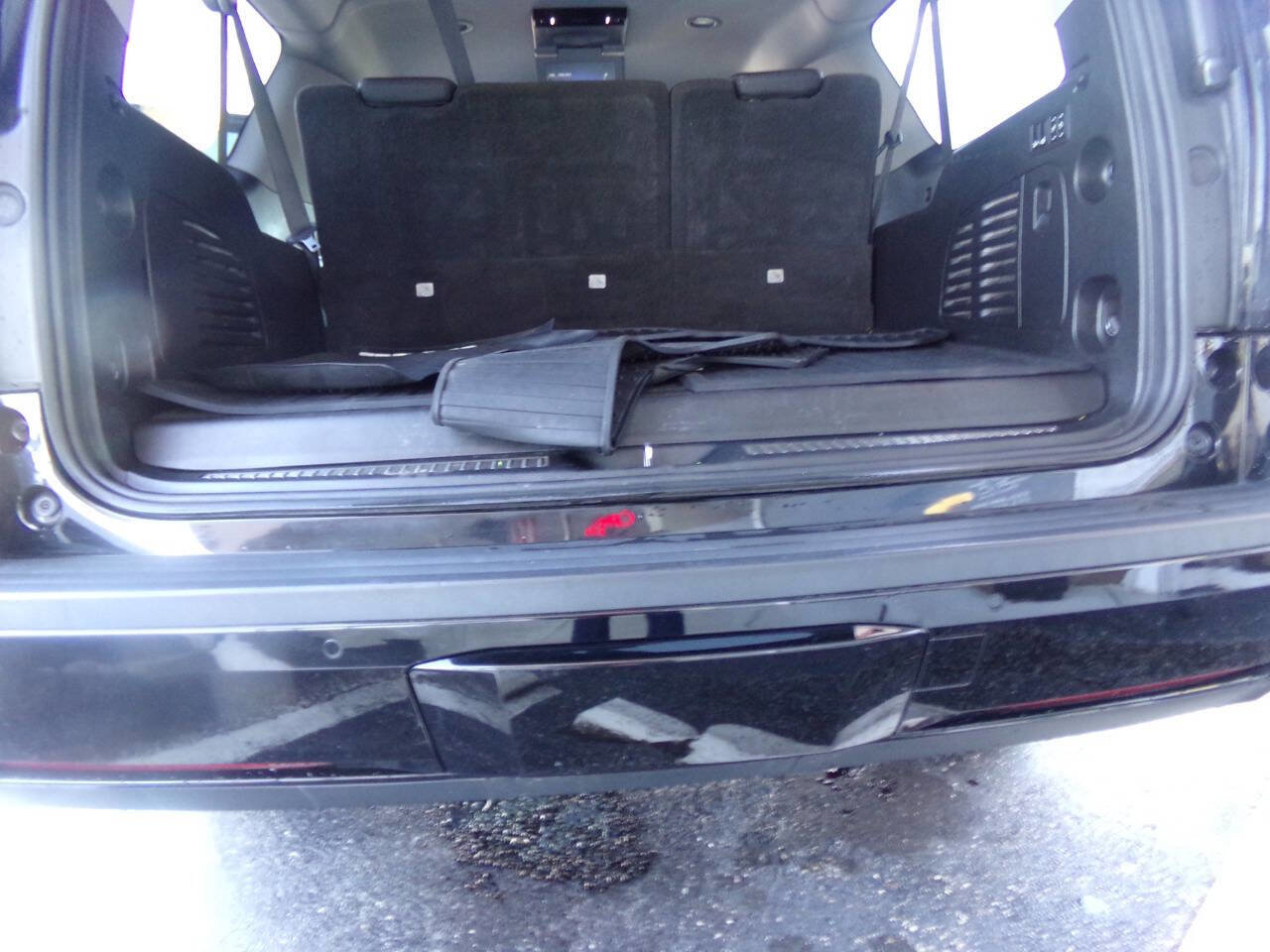 Used 2019 Cadillac Escalade ESV Luxury image 25