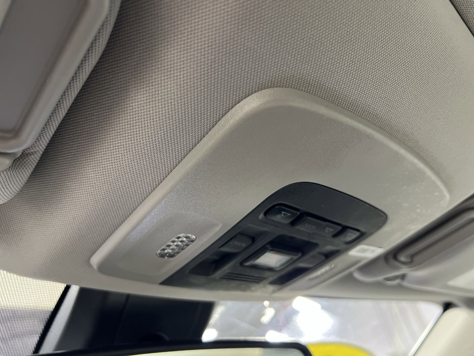 Used 2024 Toyota Camry SE image 36