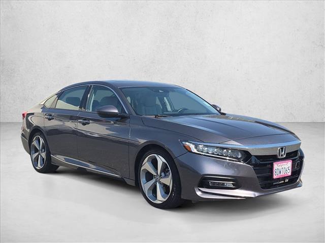 Used 2018 Honda Accord Touring image 3