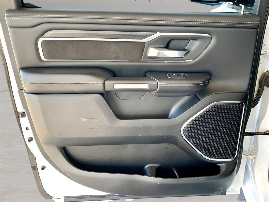 Used 2024 RAM 1500 Laramie image 18