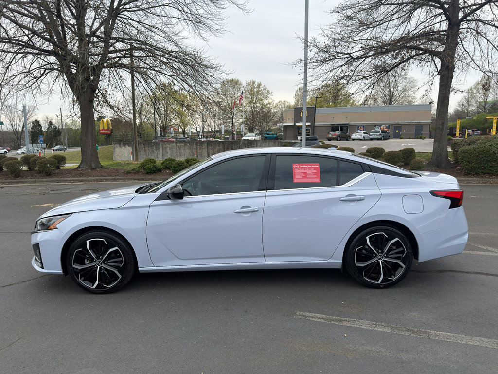 Certified 2025 Nissan Altima 2.5 SR image 4