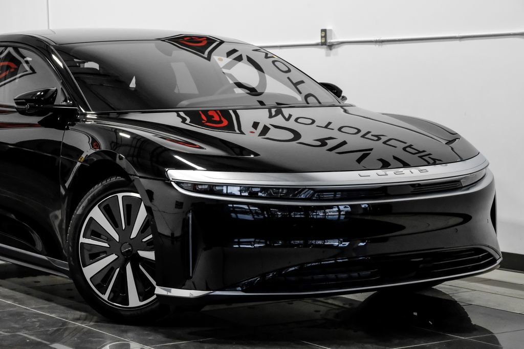 Used 2025 Lucid Air Touring image 7
