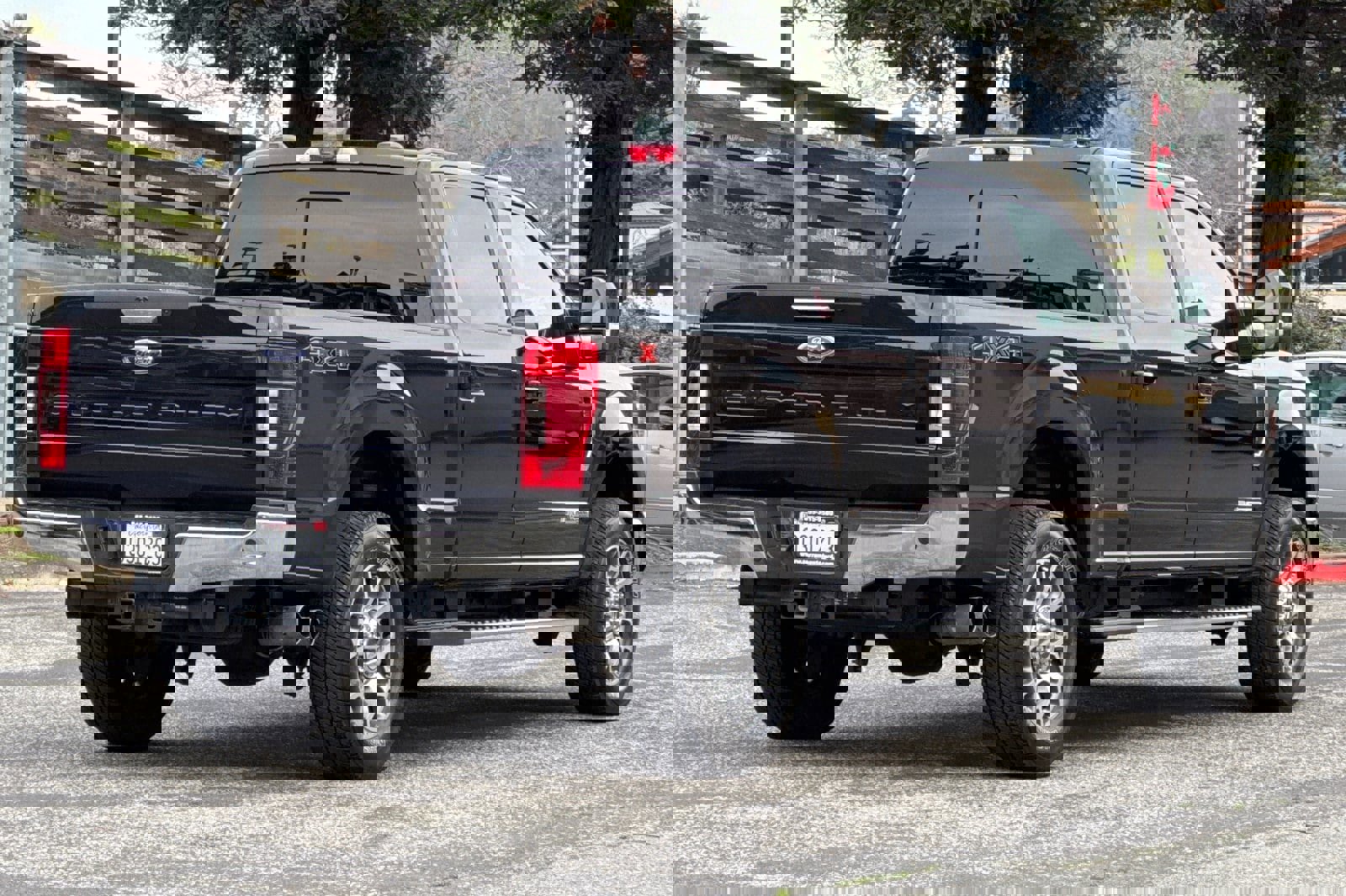 Used 2020 Ford F250 Lariat w/ Lariat Value Package image 4