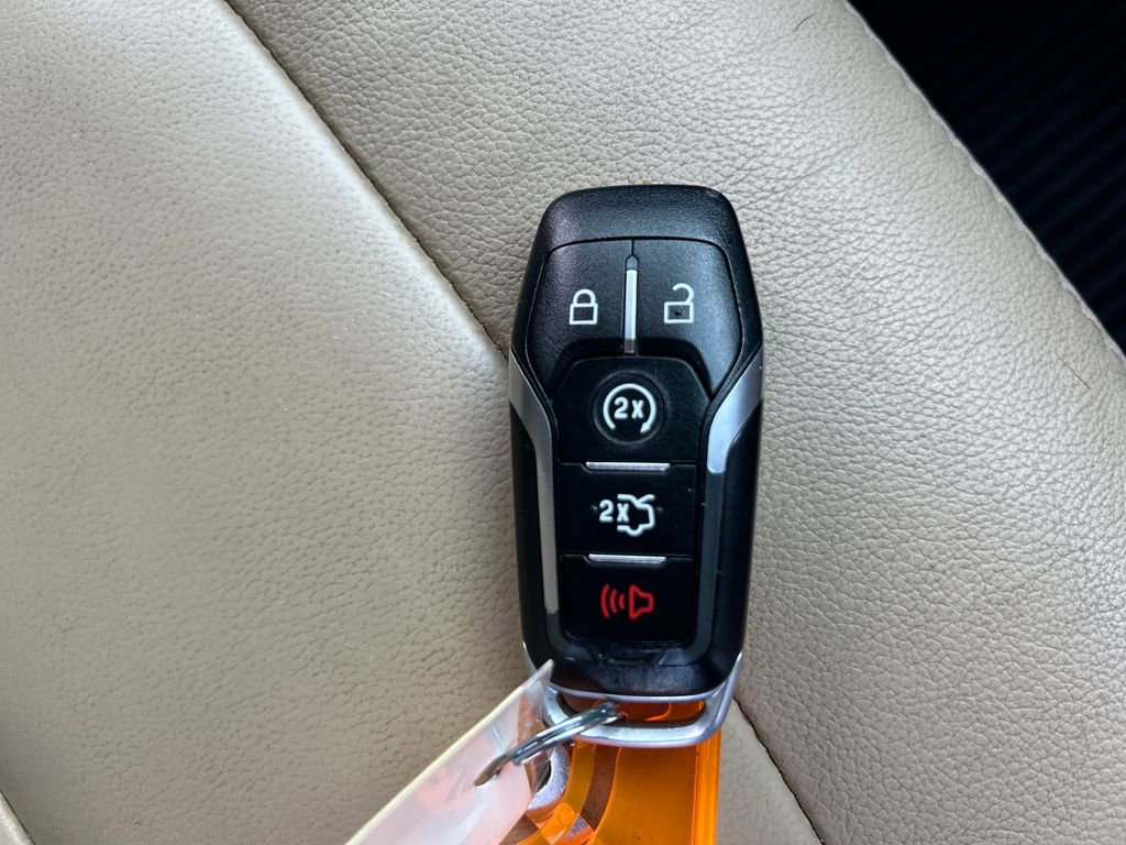 Used 2017 Ford Explorer XLT w/ Equipment Group 202A image 43