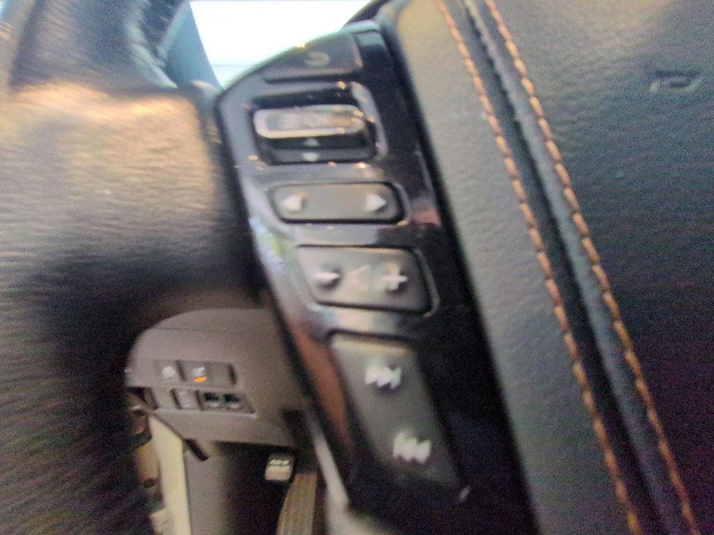 Used 2023 INFINITI QX80 Sensory w/ All-Season Package RWD image 17
