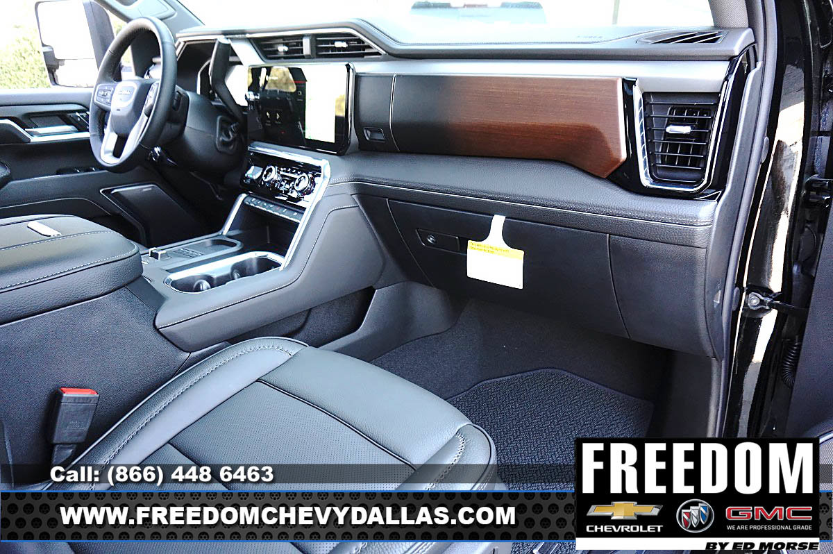 New 2026 GMC Sierra 3500 Denali w/ Denali Reserve Package AWD/4WD image 12