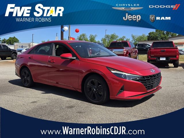 Used 2022 Hyundai Elantra SEL w/ Convenience Package image 1