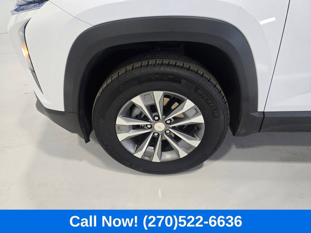 Used 2025 Chevrolet Equinox LT image 4