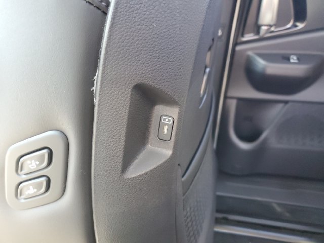 New 2027 Kia Carnival SX FWD image 19