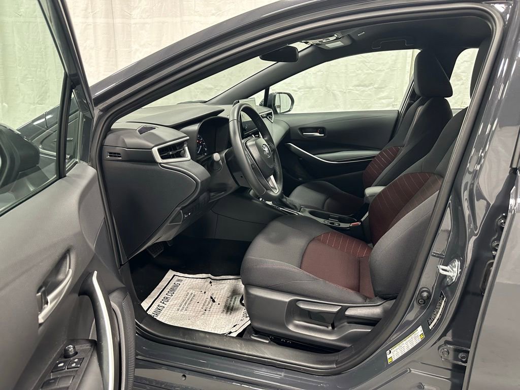Used 2025 Toyota Corolla SE image 10