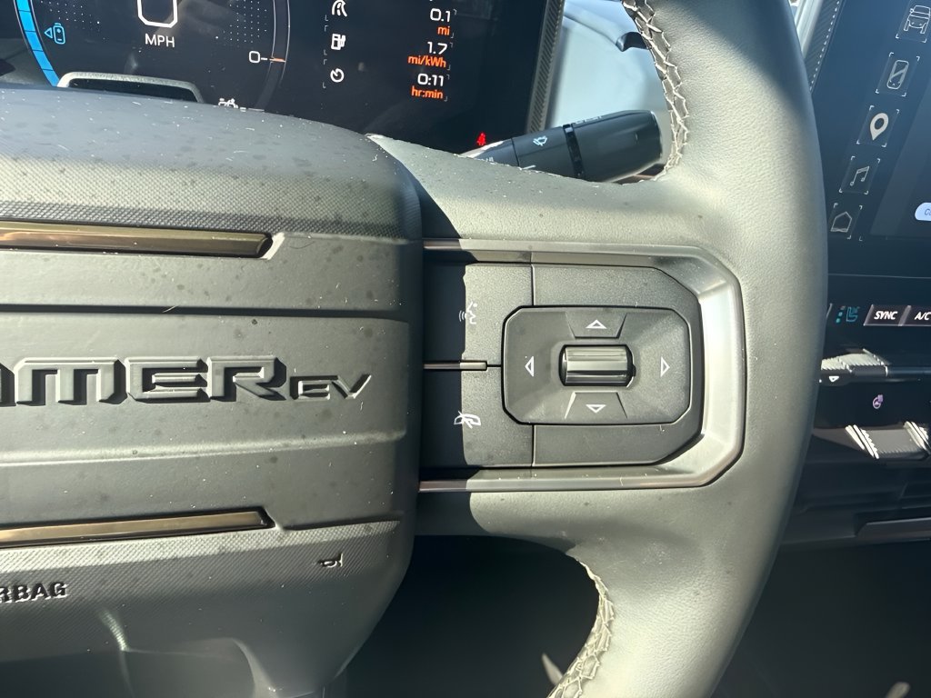 Used 2025 GMC Hummer EV 2X AWD/4WD image 17