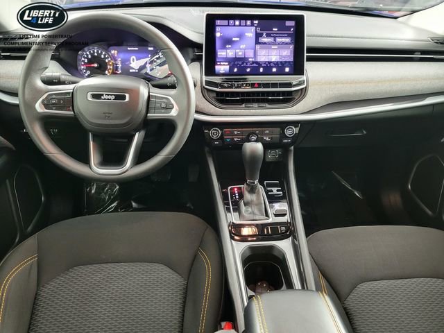 Used 2022 Jeep Compass Sport image 19