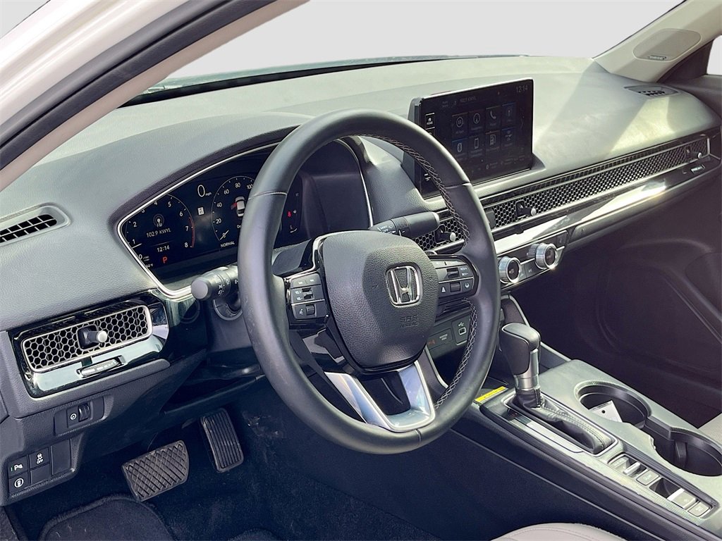 Used 2024 Honda Civic Touring image 9
